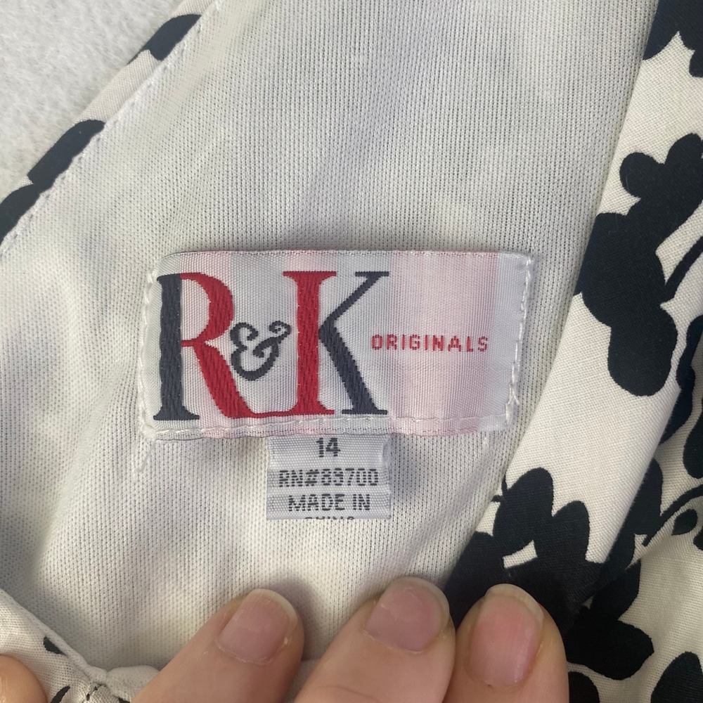 R&K Originals Black and White Sleeveless V Neck Dress Size 14 - Picture 3 of 10